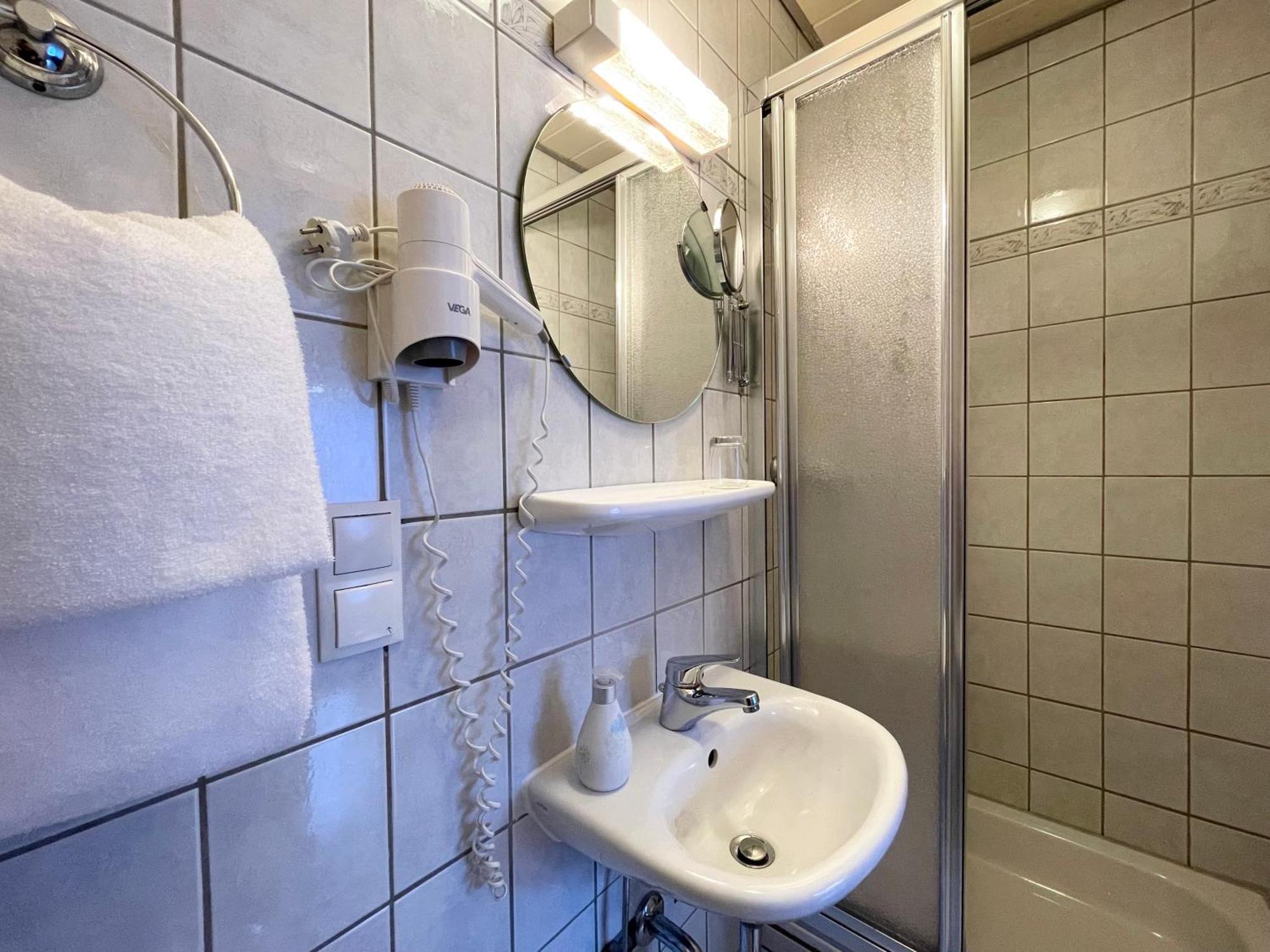Hotel-Pension Hommen Koblenz  Eksteriør bilde